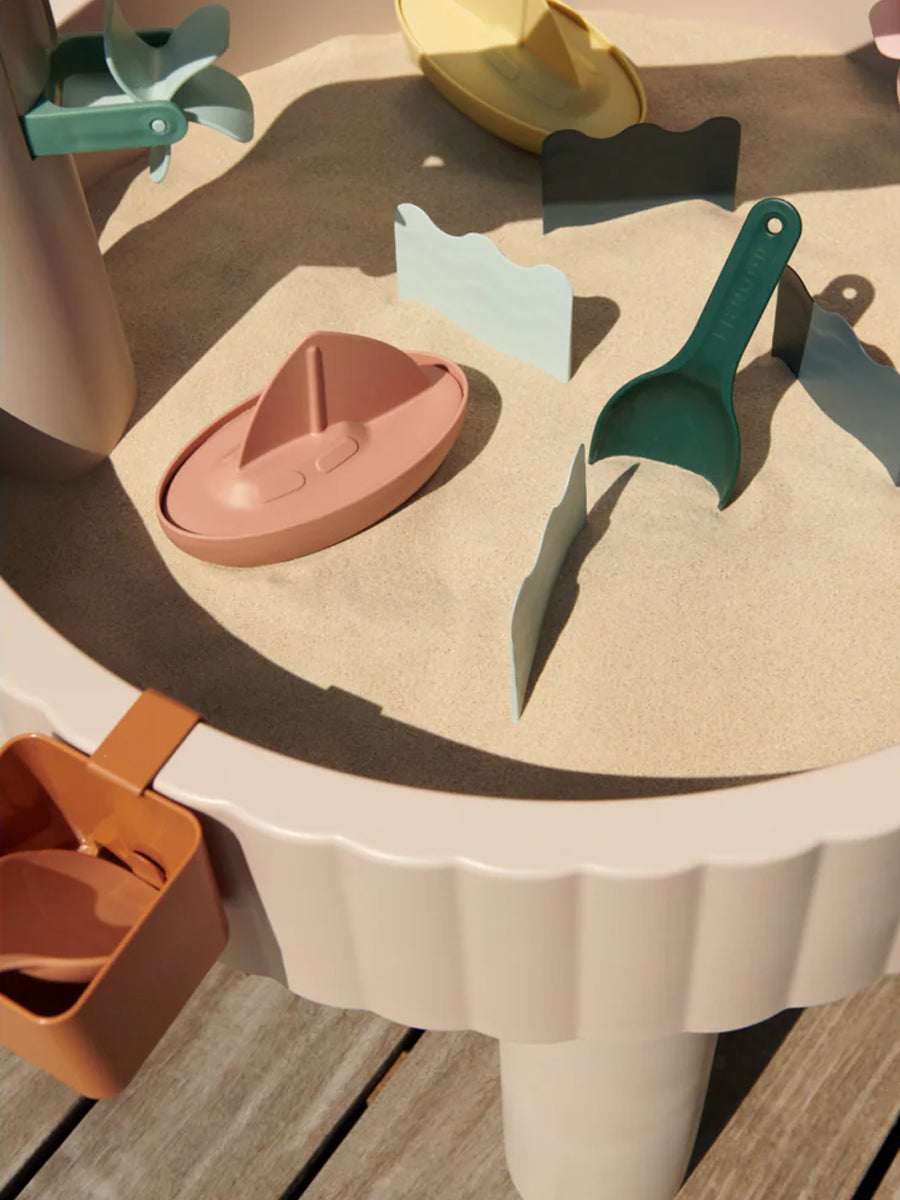 Aktivitetsbord fra Liewood - Sandy