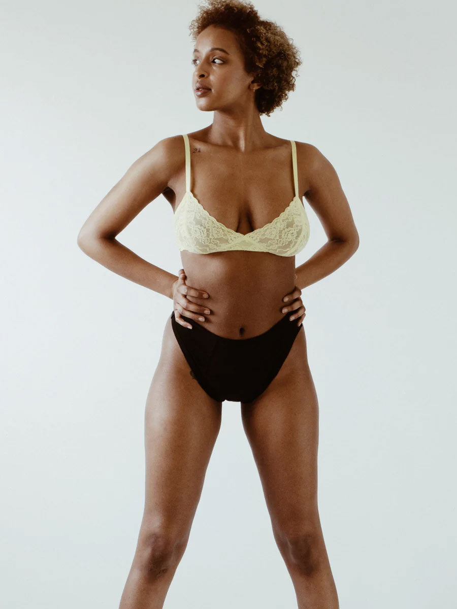 Menstruationstrusser fra Hala Collective - Nadine, Moderate