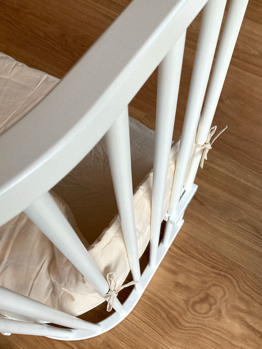 Sengerand i økologisk bomuld.