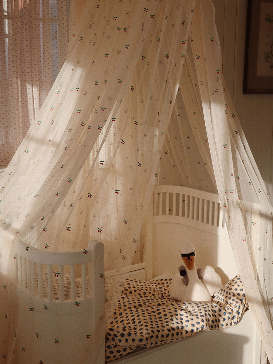 Konges Sløjd sengetøj og sengehimmel