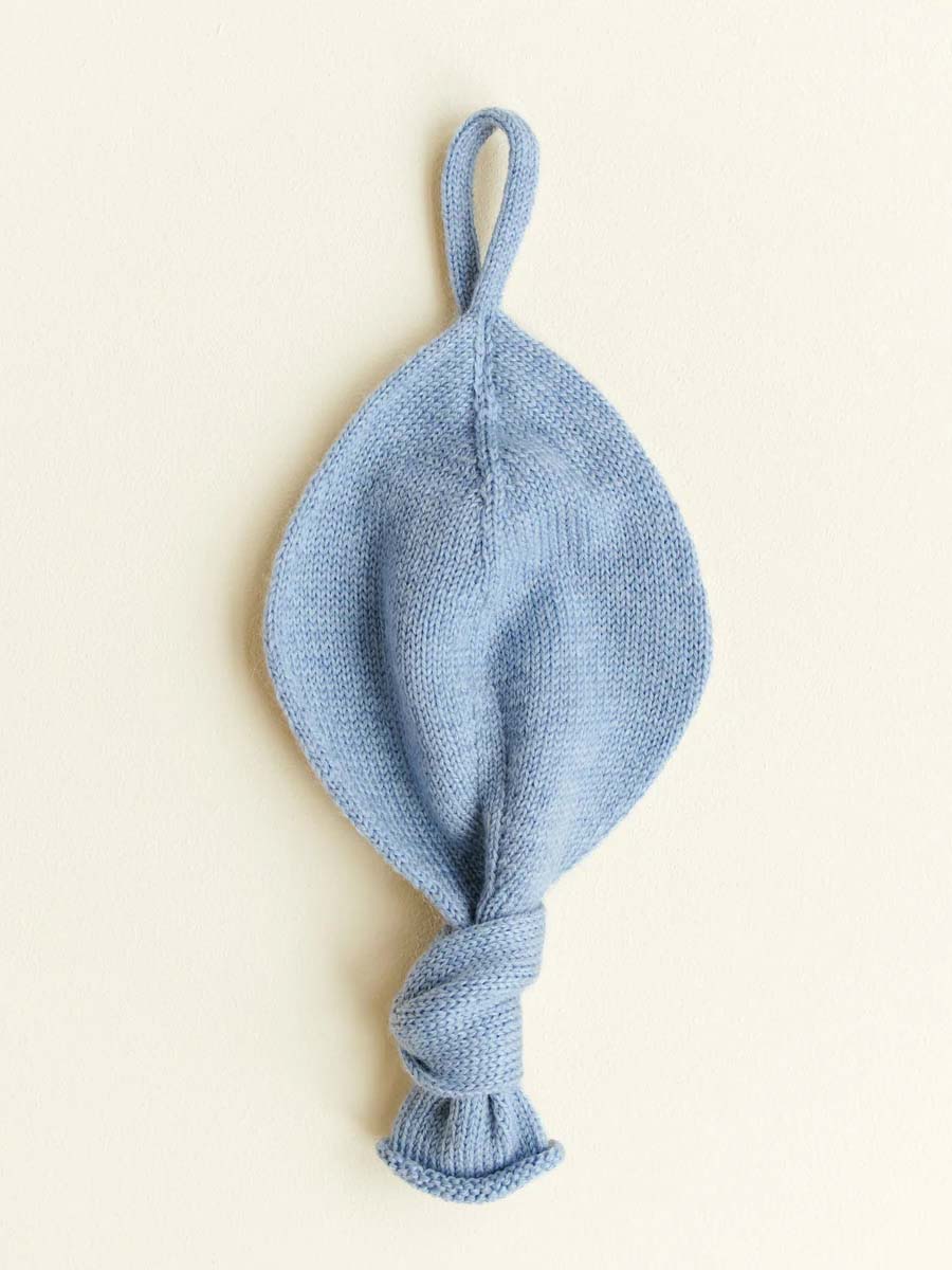 Suttesnor i merino uld fra Hvid Knitware - Light Blue