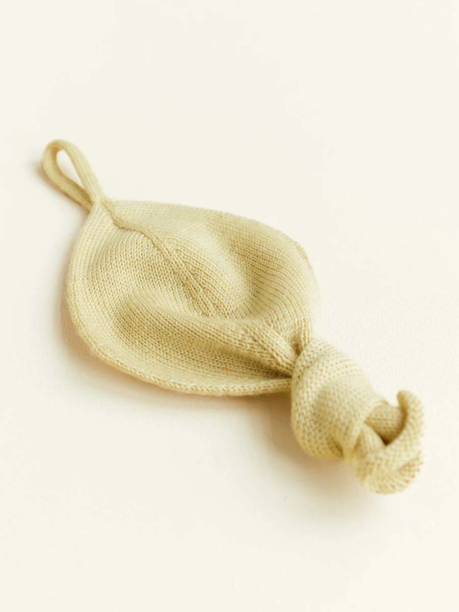 Suttesnor i merino uld fra Hvid Knitware, Light Yellow