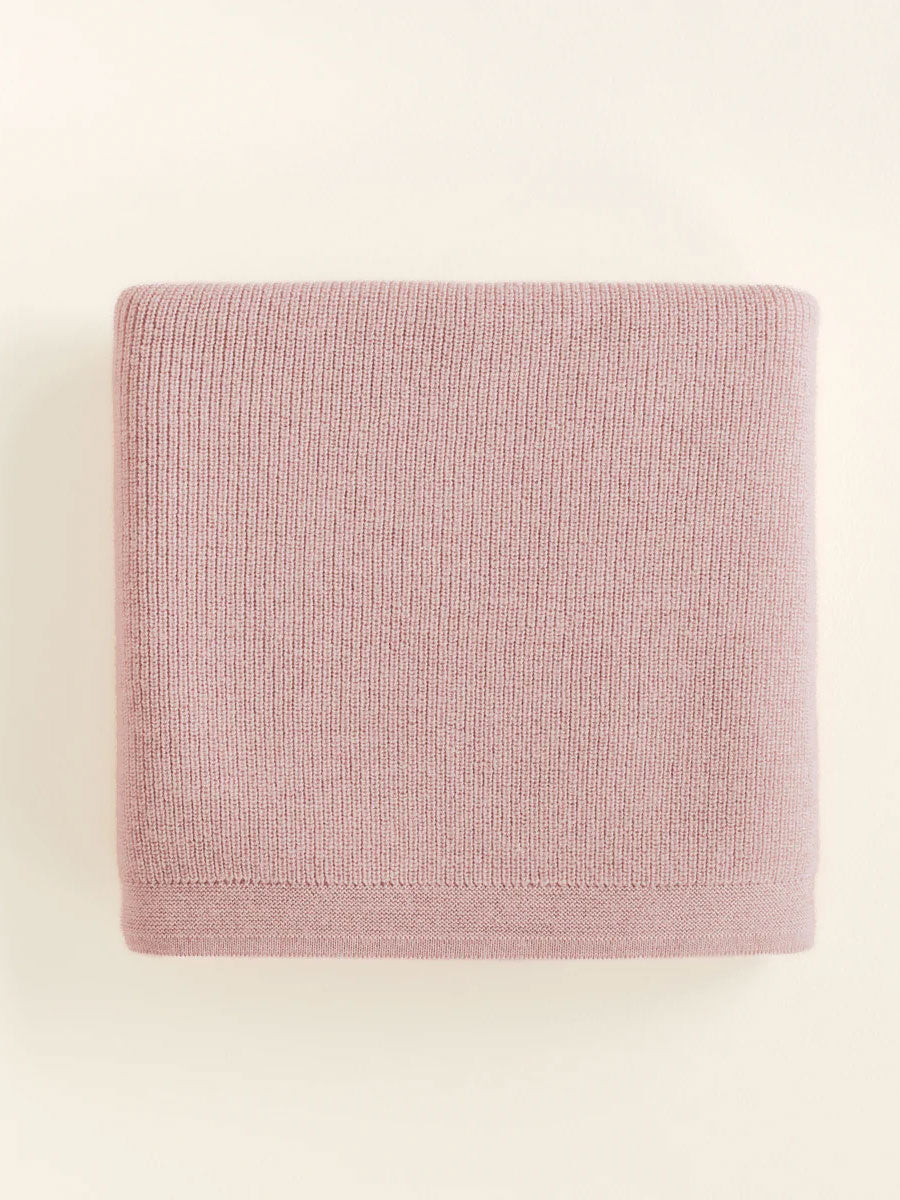 Babytæppe i merino uld fra Hvid Knitware - Felix Powder