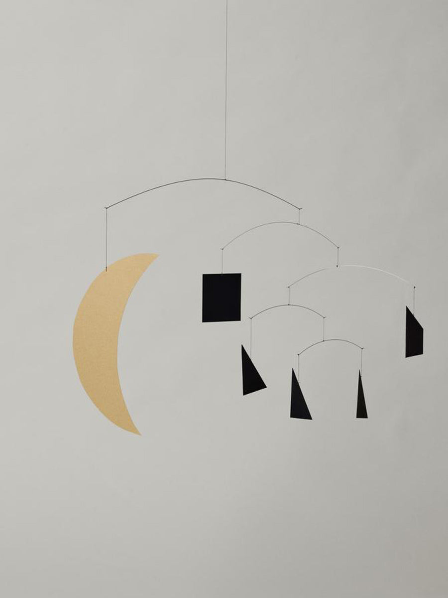 Uro "Phase" fra Ferm Living - Black/Gold