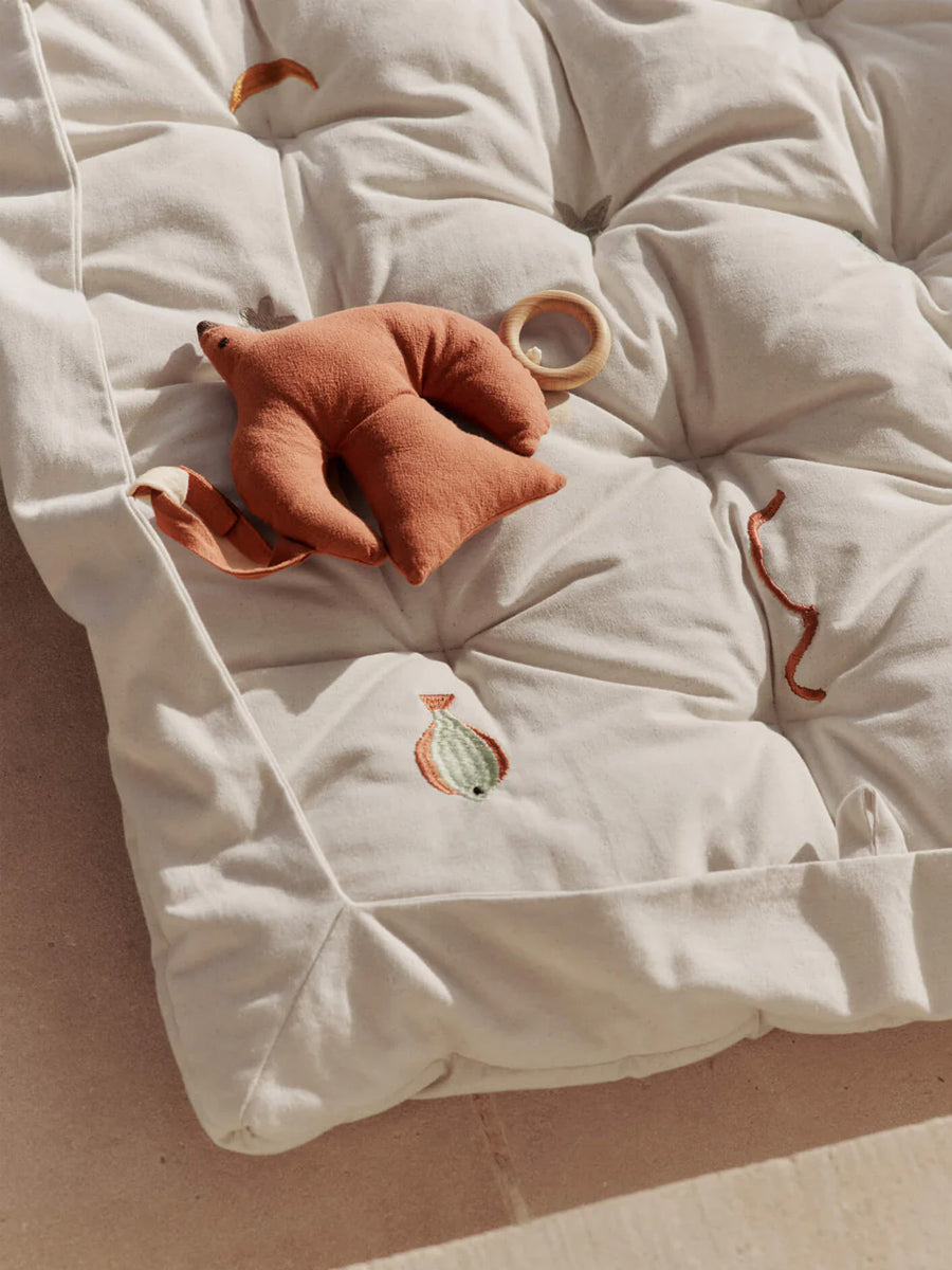 Legetæppe med polstring fra Ferm Living