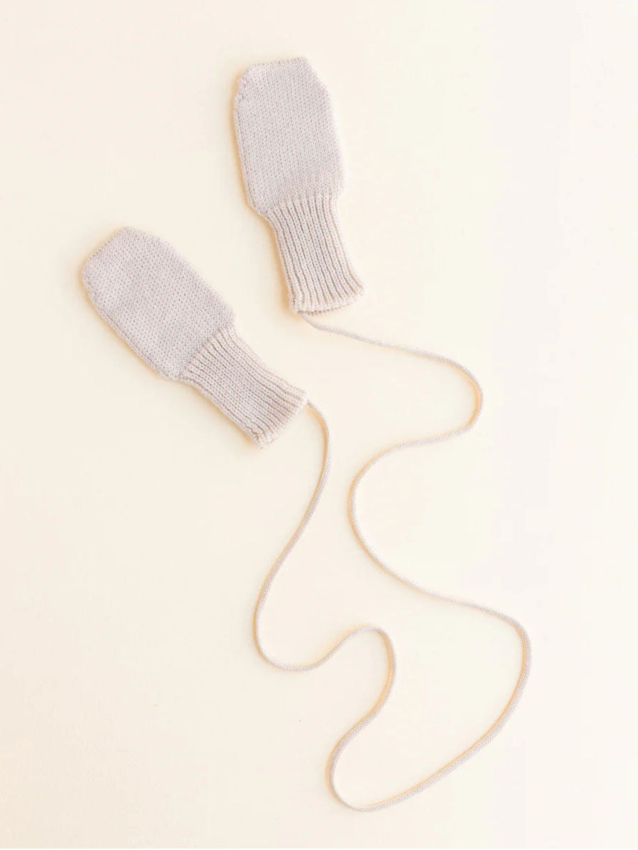 Vanter i merino uld fra Hvid Knitware, Fiza - Cream.