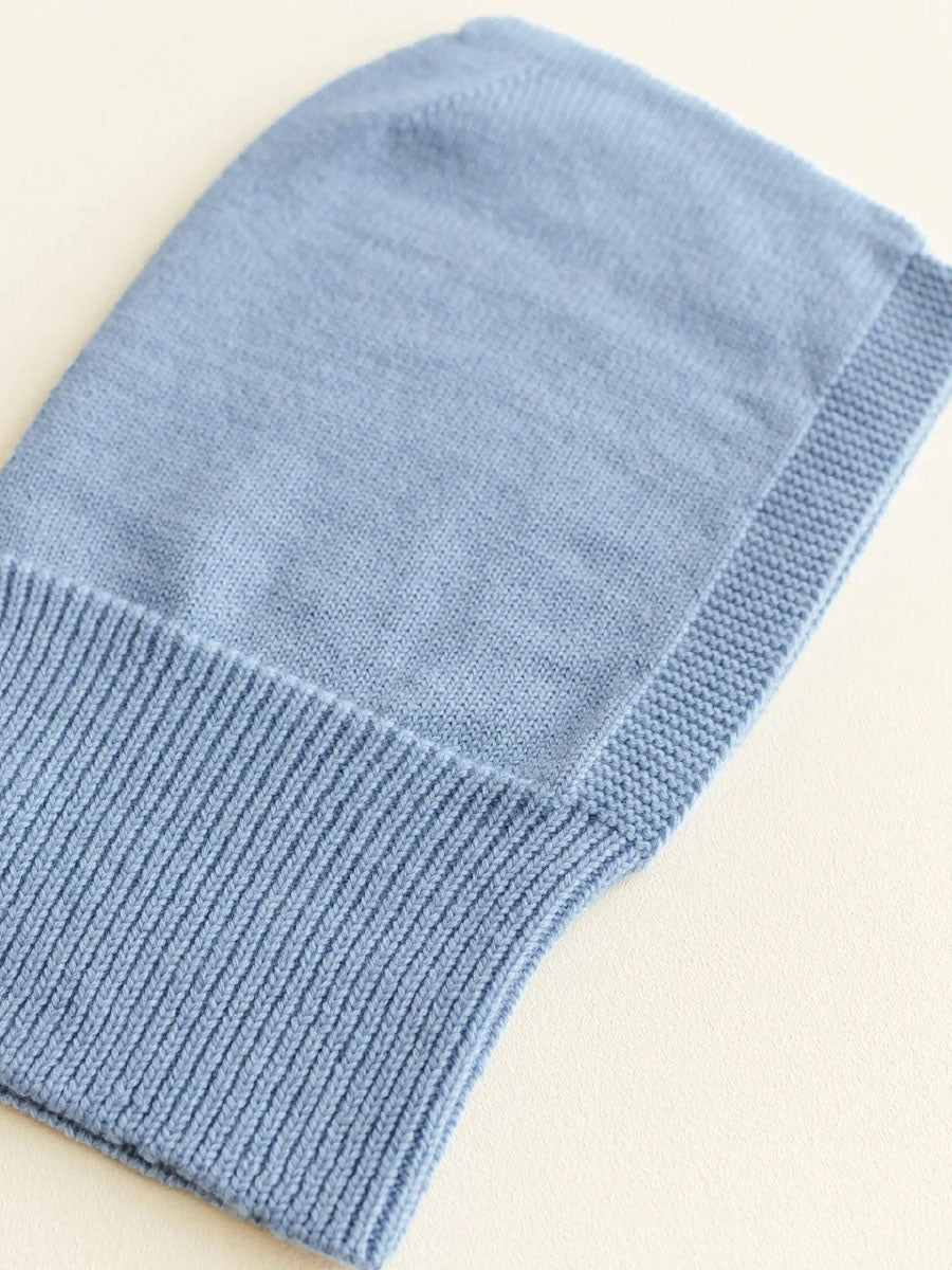 Elefanthue i merino uld fra Hvid Knitware - Light Blue.