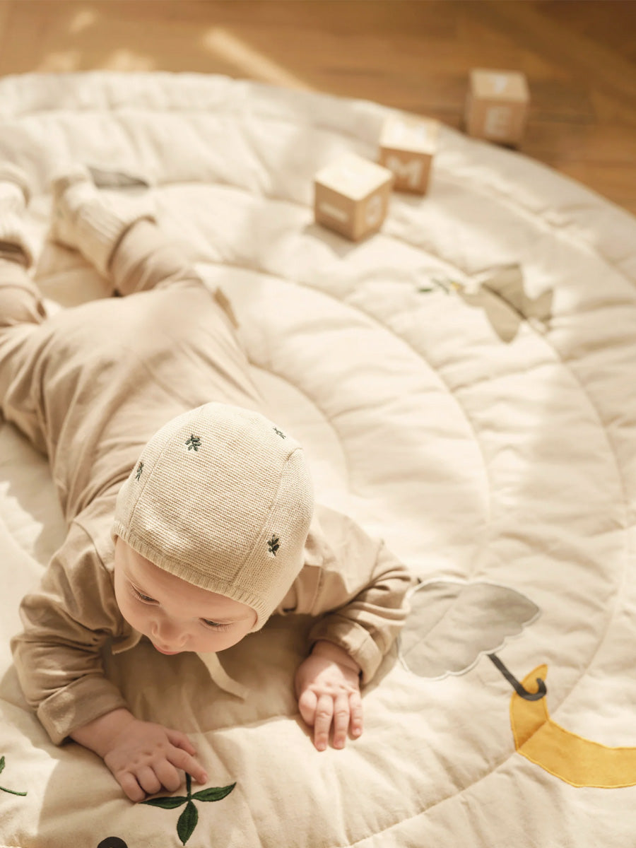 Blød quiltet legemåtte fra danske Moonboon
