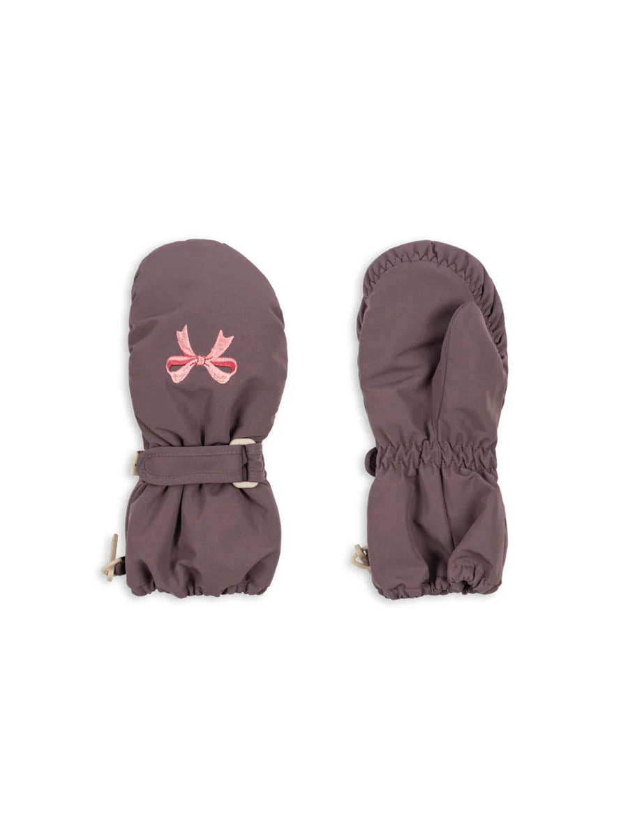 Smarte, vandtætte vanter fra danske Konges Sløjd.