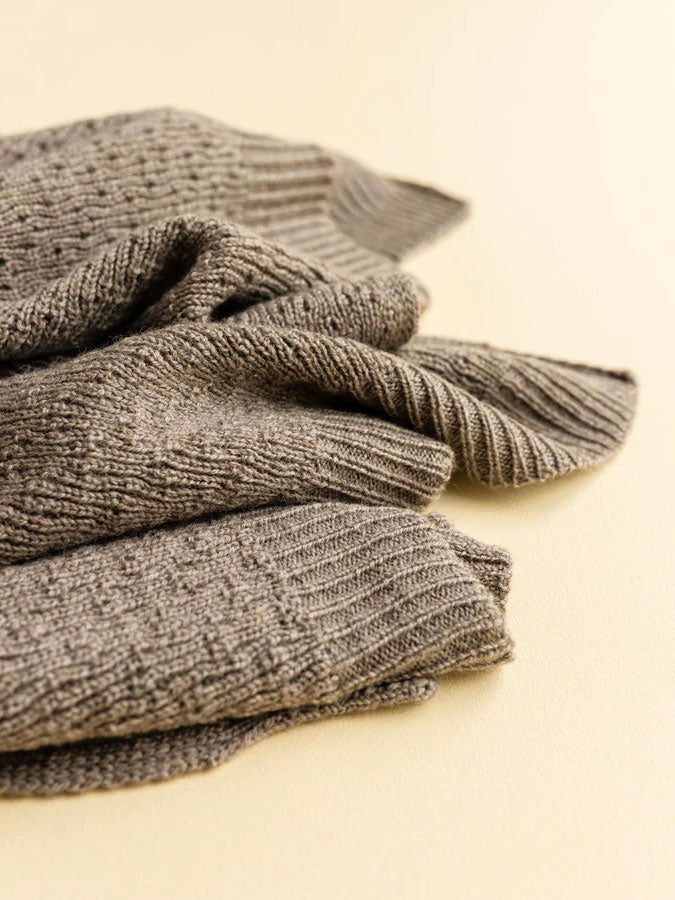 Baby tæppe i merinould fra Hvid Knitware - Dora Otter