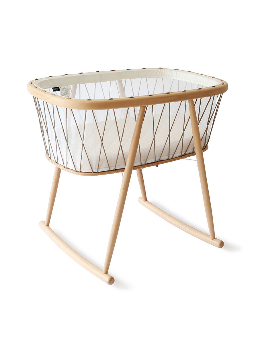 Vugge med madras fra Charlie Crane - Kumi Hazelnut