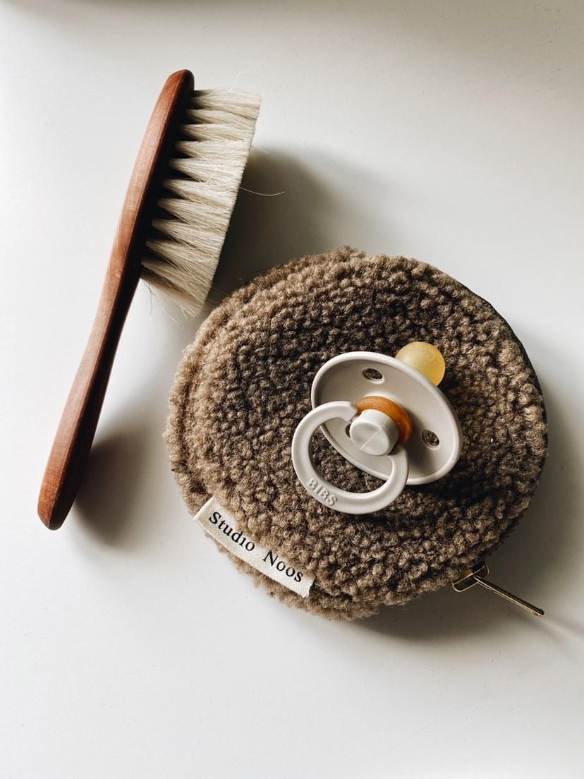 Studio Noos pung eller wallet - Walnut