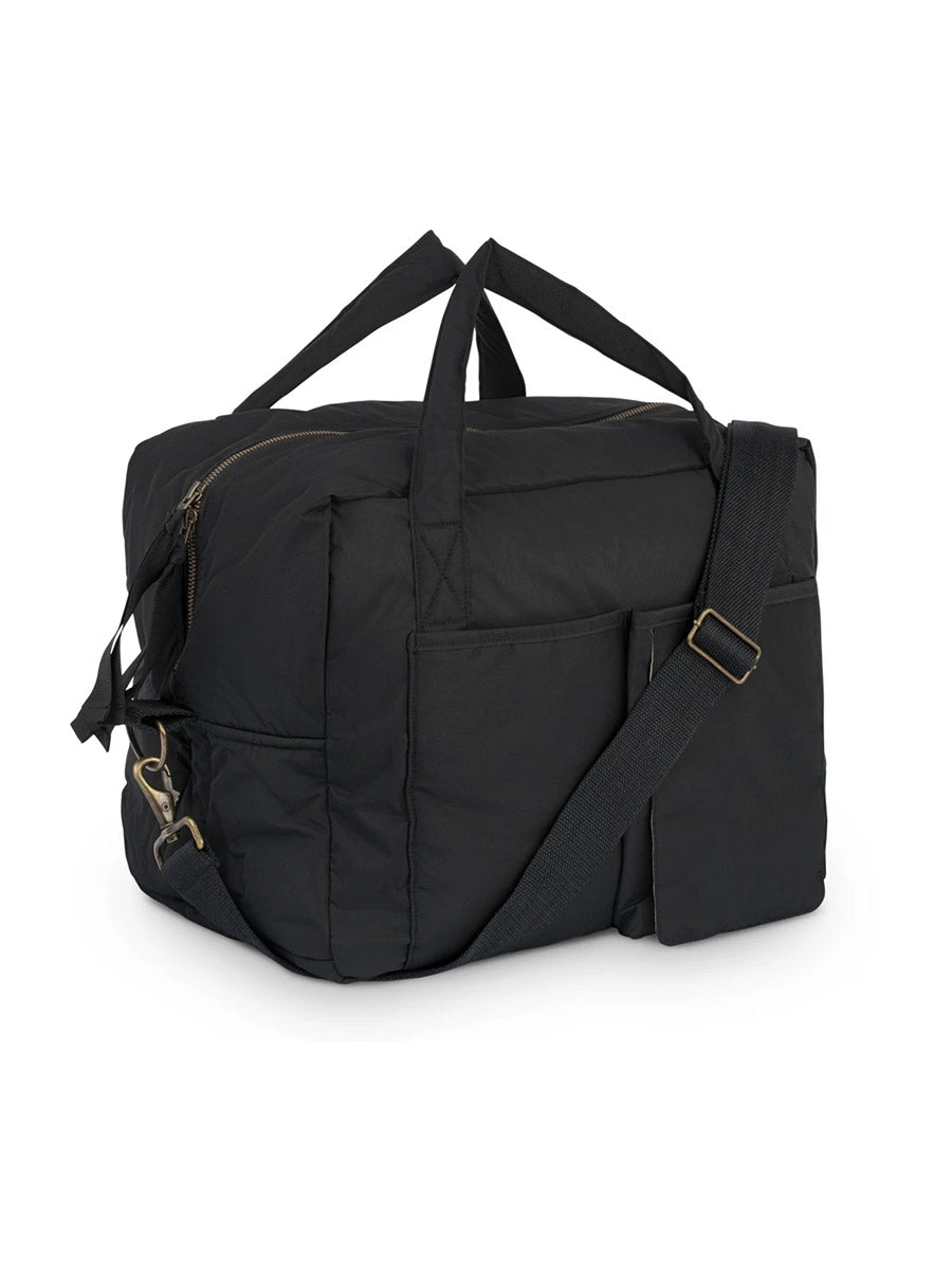 Pusletaske / Mommy bag fra Konges Sløjd - Black