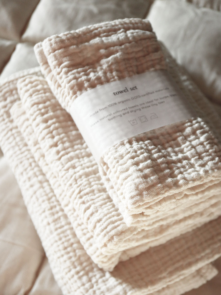 To lækre, lækre stofbleer fra lille atelier an.nur.