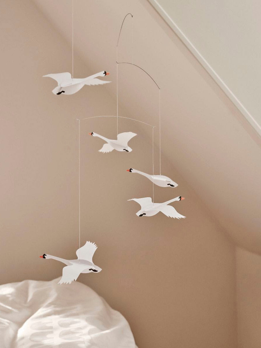 Flensted uro med svaner