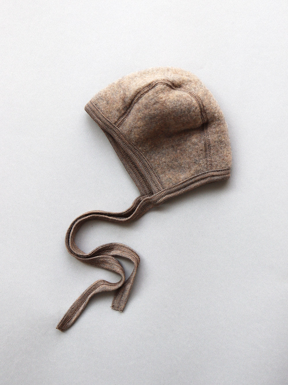 Kyse i merino uld fra Engel - Valnød