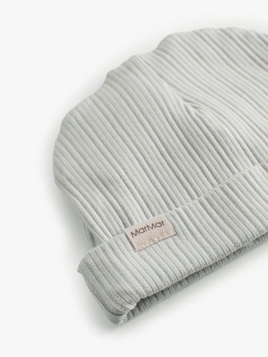 Newborn hue i pointelle rib fra MarMar - Morning Dew.