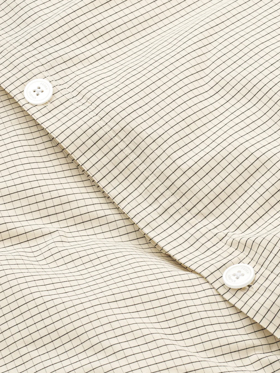 Baby sengetøj fra Studio Feder, Creme Black Plaid