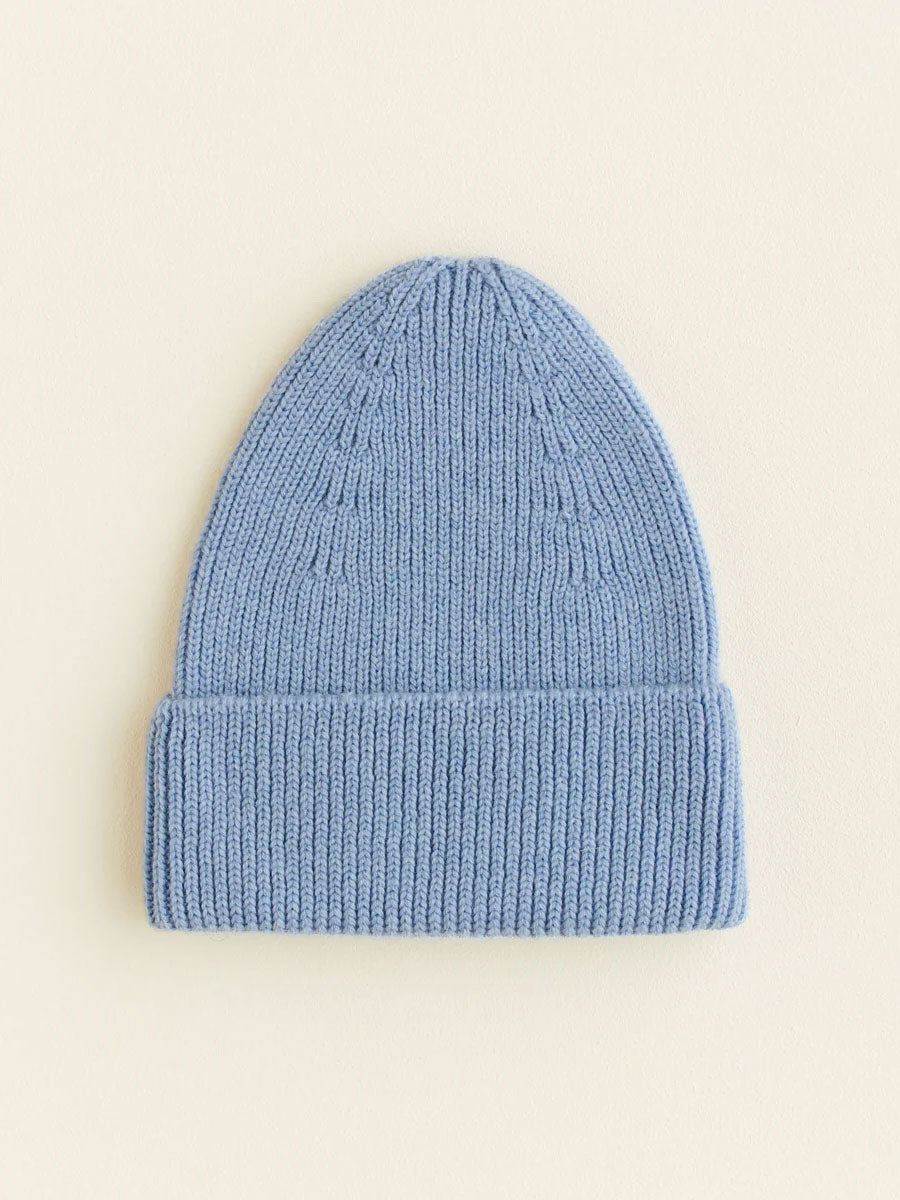 Beanie i merino uld fra Hvid Knitware, Fonzie - Light Blue