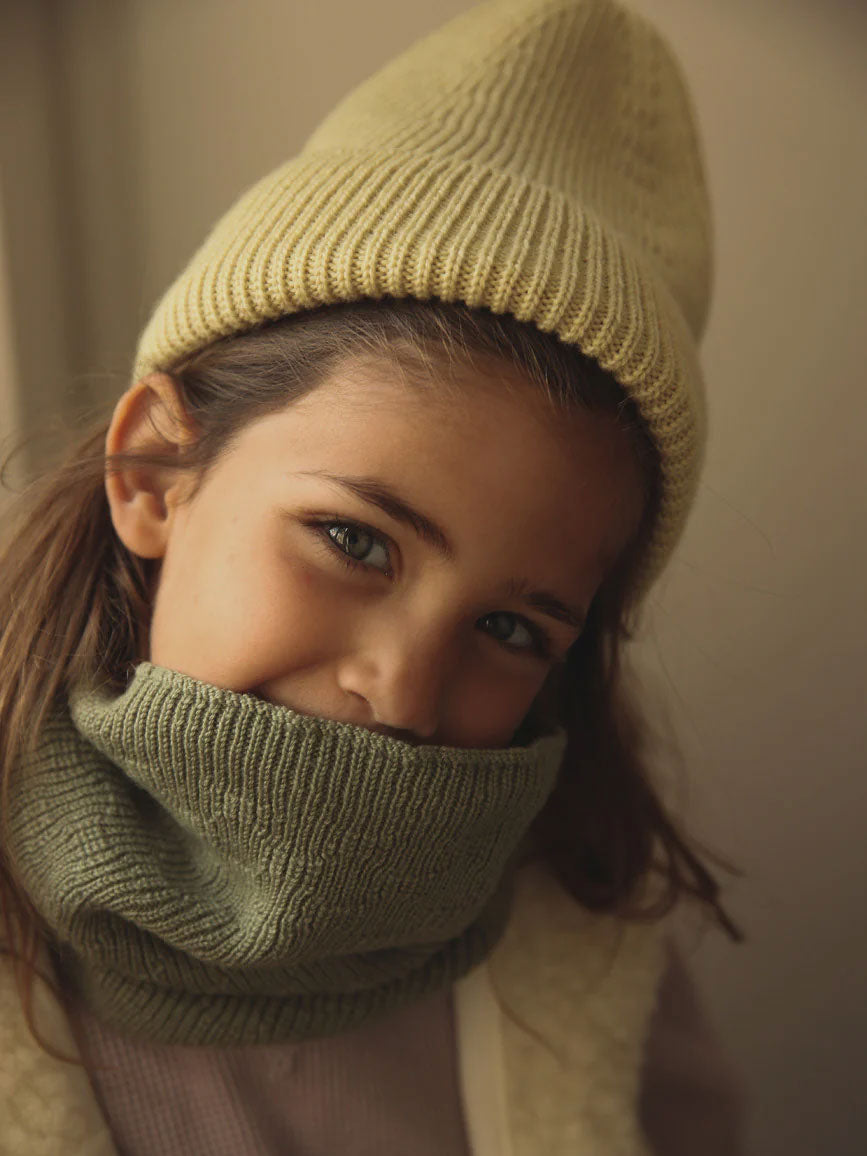 Fonzie beanie i merinould fra Hvid Knitware, - Light Yellow