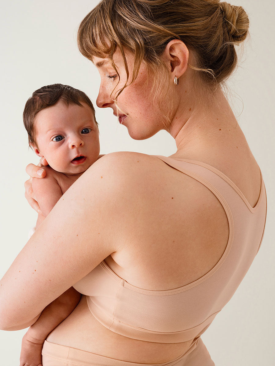 Ammebh fra Boob Design - Essential Beige