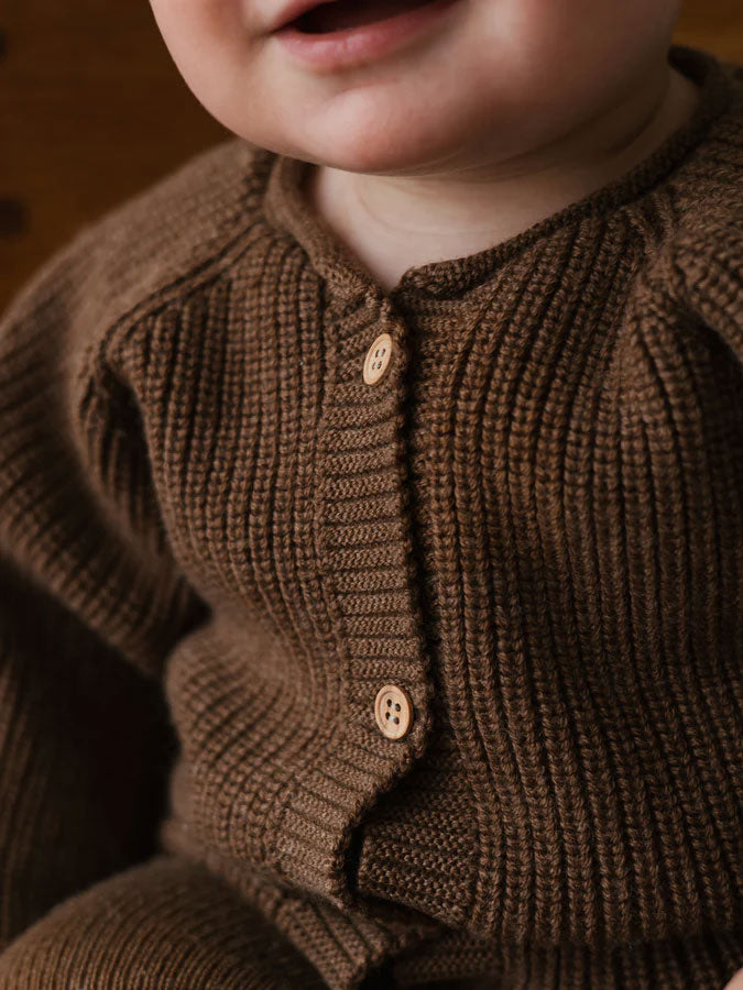 Inga cardigan fra Hvid Knitware - mocha