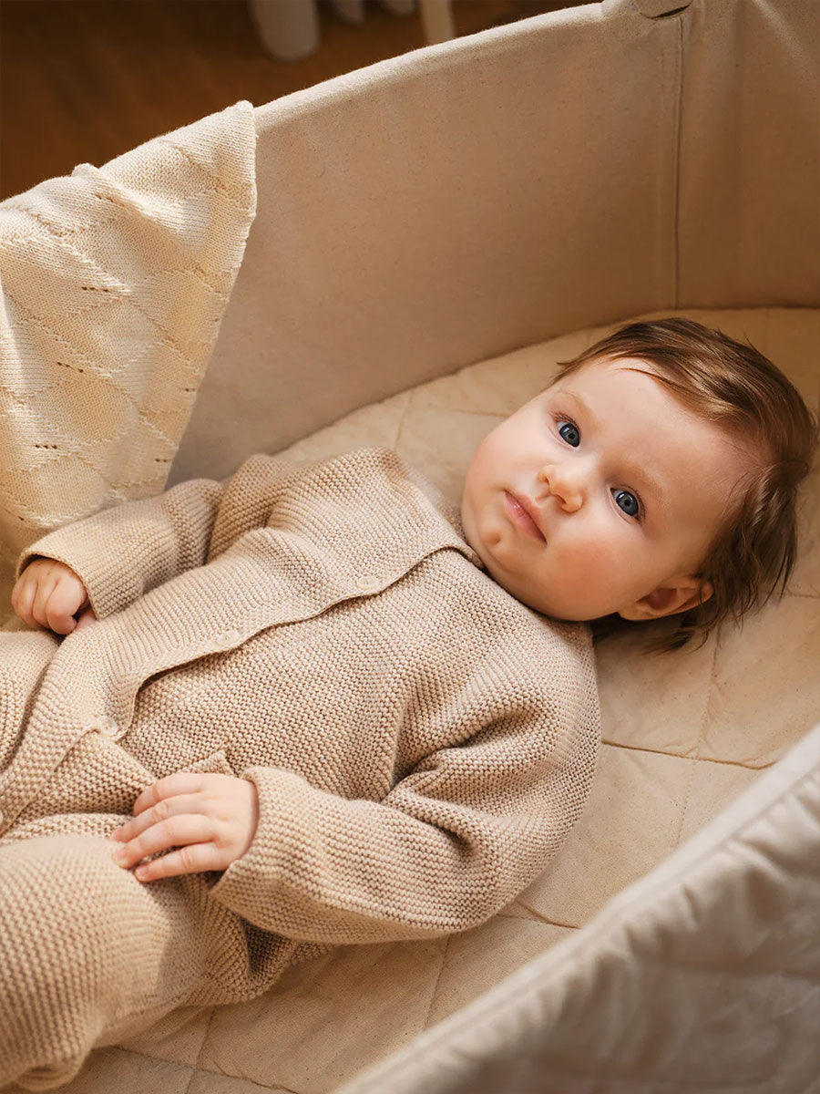 Moonboon Essential bundle. Oval vugge & motor