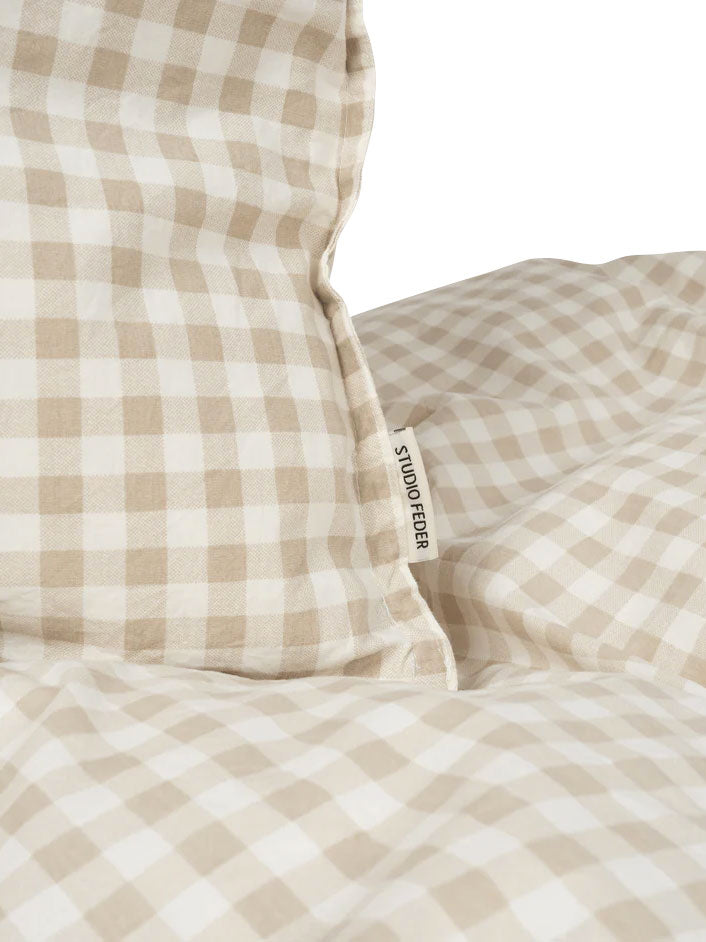 Voksensengetøj fra Studio Feder (140 x 200) - Gingham Oat