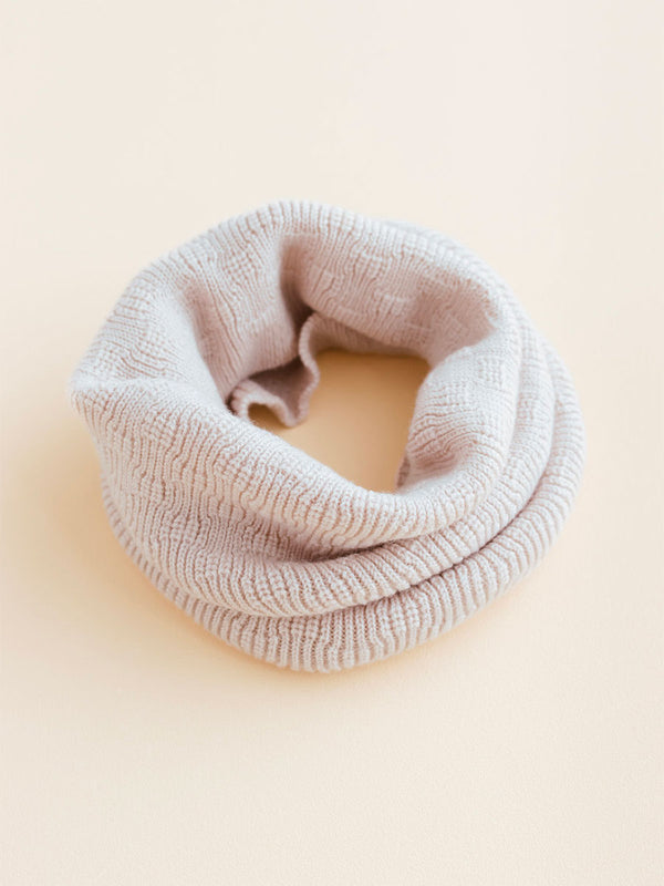 Halsedisse i merino uld fra Hvid Knitware - Cream