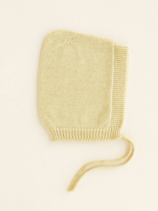 Kyse i merino uld fra Hvid Knitware, Pixie Isidor - Light Yellow