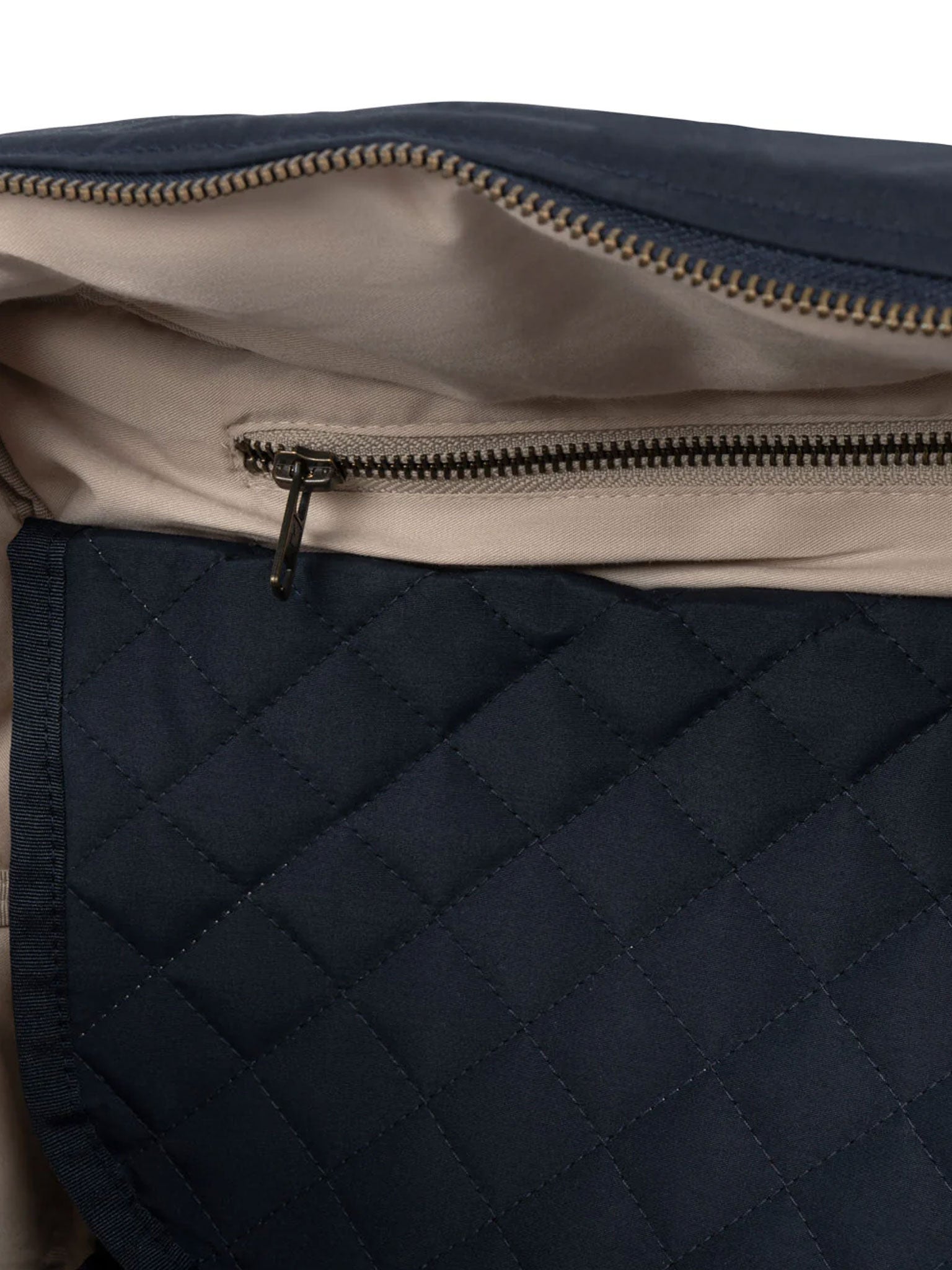 Pusletaske fra Konges Sløjd inkl pusleunderlag