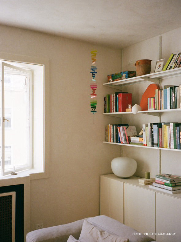 Uro - Flickering Light