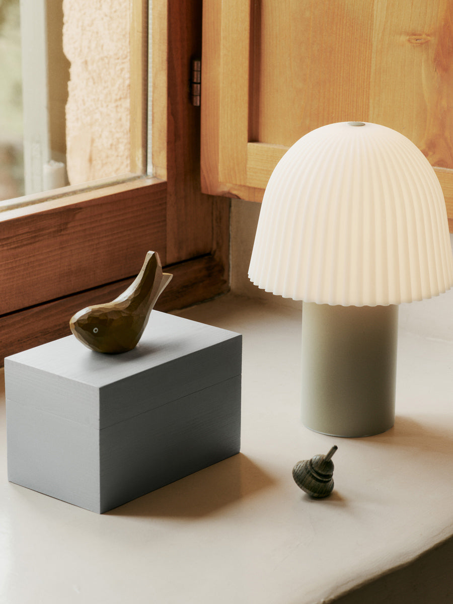 Bærbar lampe fra Ferm Living - Cashmere