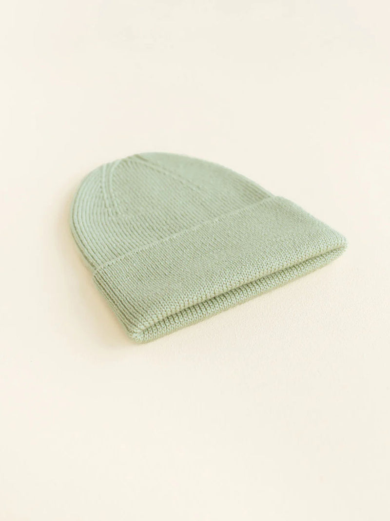 Beanie i merino uld fra Hvid Knitware, Fonzie newborn - Mint