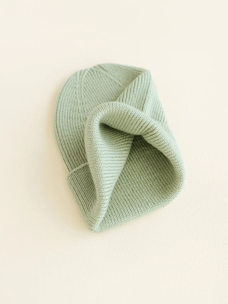 Beanie i merino uld fra Hvid Knitware, Fonzie newborn - Mint