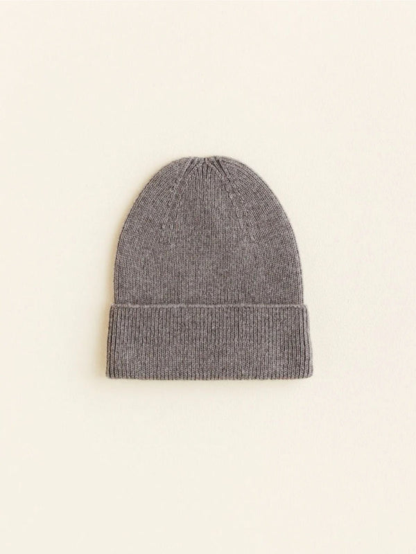 Beanie til nyfødt i merino uld fra Hvid Knitware, Fonzie newborn - Otter