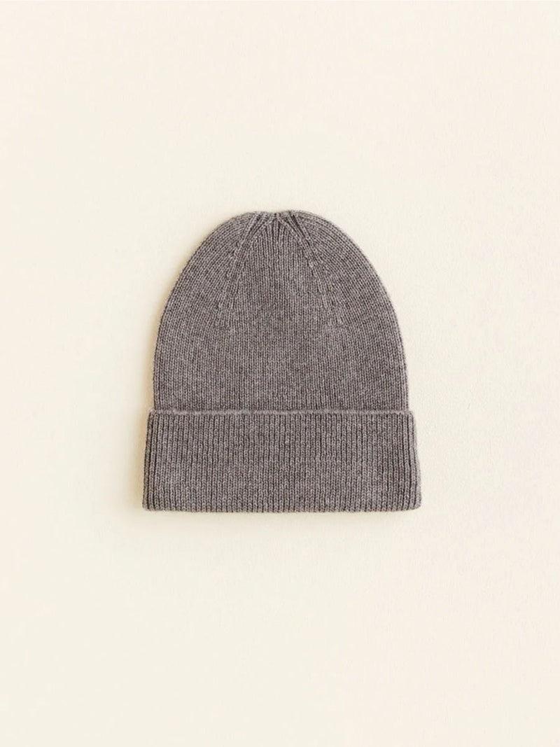 Beanie til nyfødt i merino uld fra Hvid Knitware, Fonzie newborn - Otter
