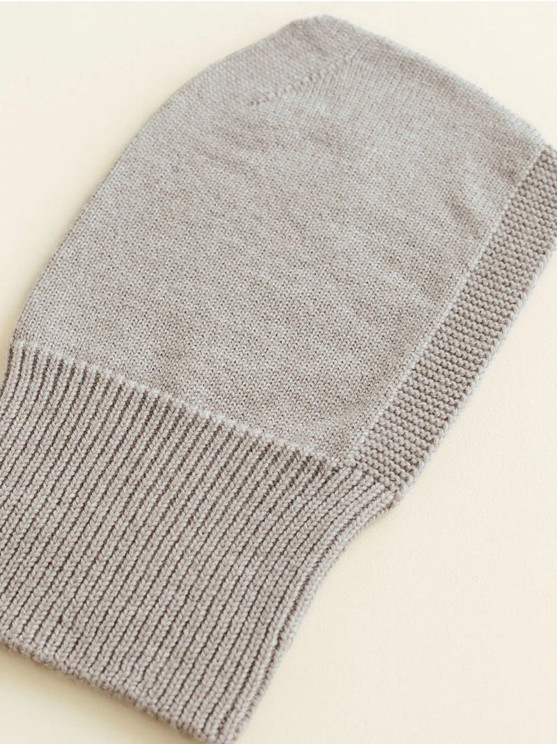 Elefanthue i merino uld fra Hvid Knitware - Pebble.