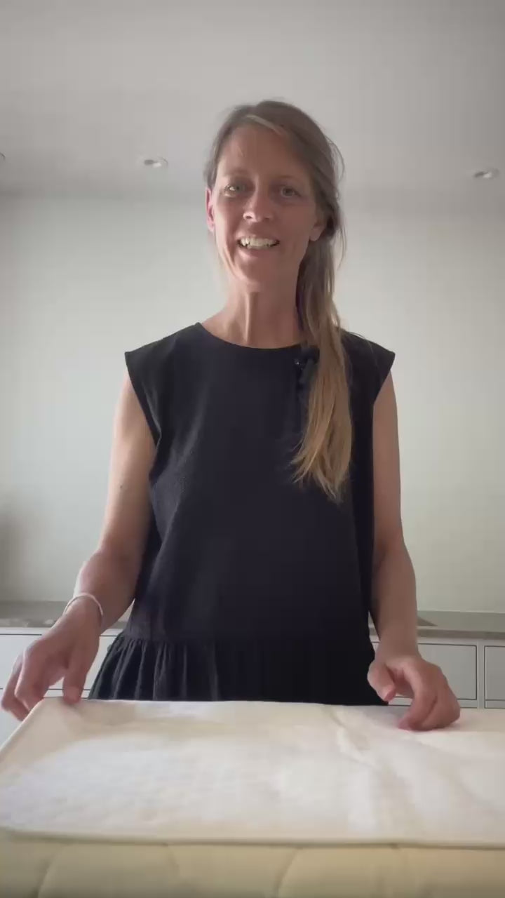 Sådan virker madras beskytteren til Babybay