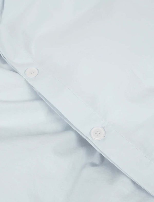 Sengetøj fra Studio Feder (140 x 200) - Light Blue