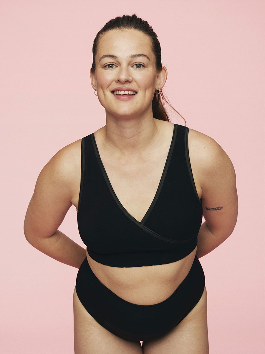 Amme bh fra momkind - Crossover, Black