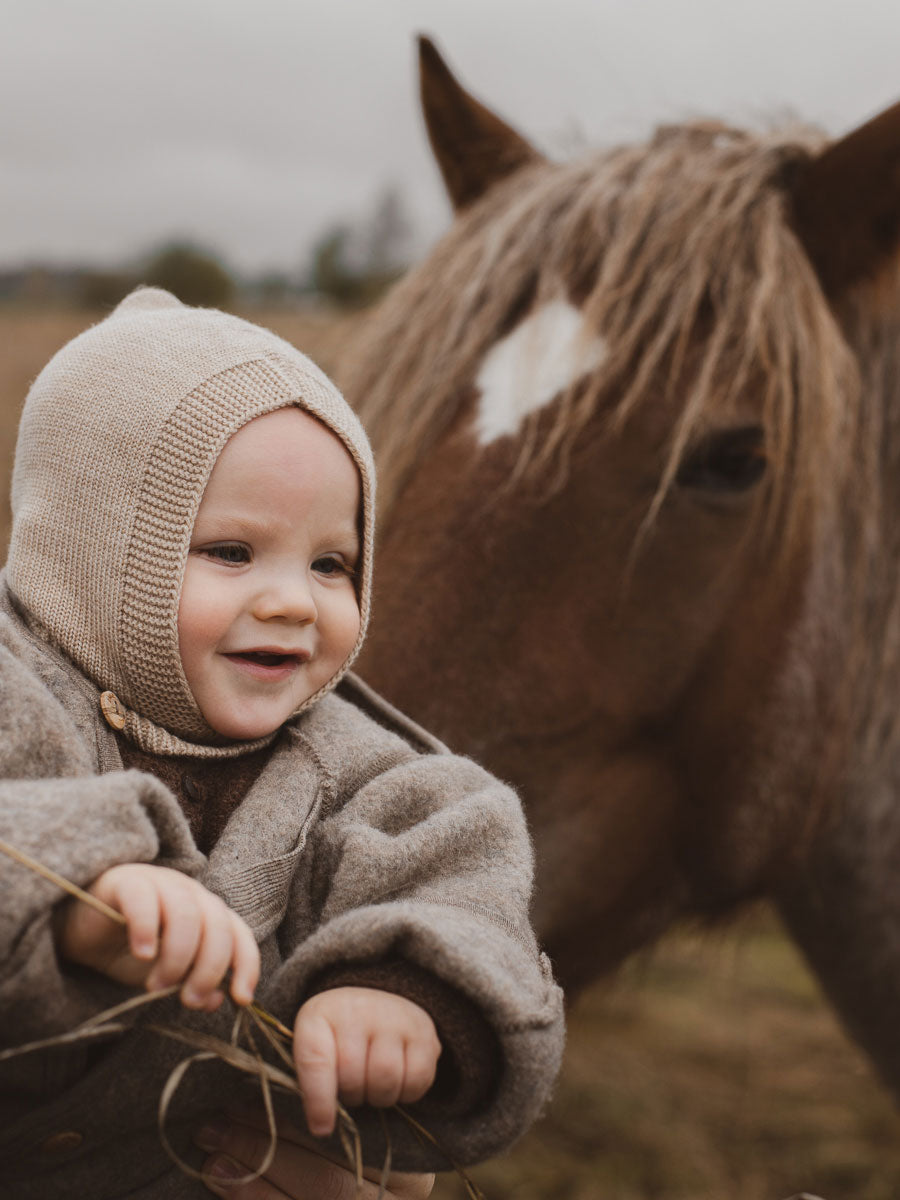 Hvid Knitware elefanthue i merino uld