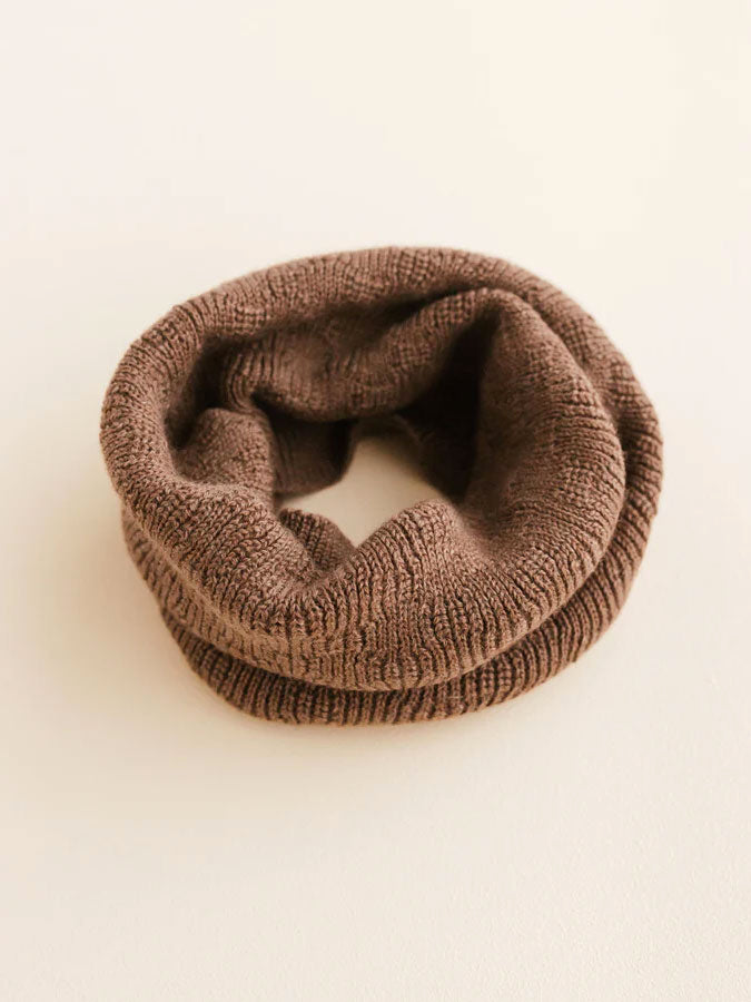 Halsedisse i merino uld fra Hvid Knitware - Mocha