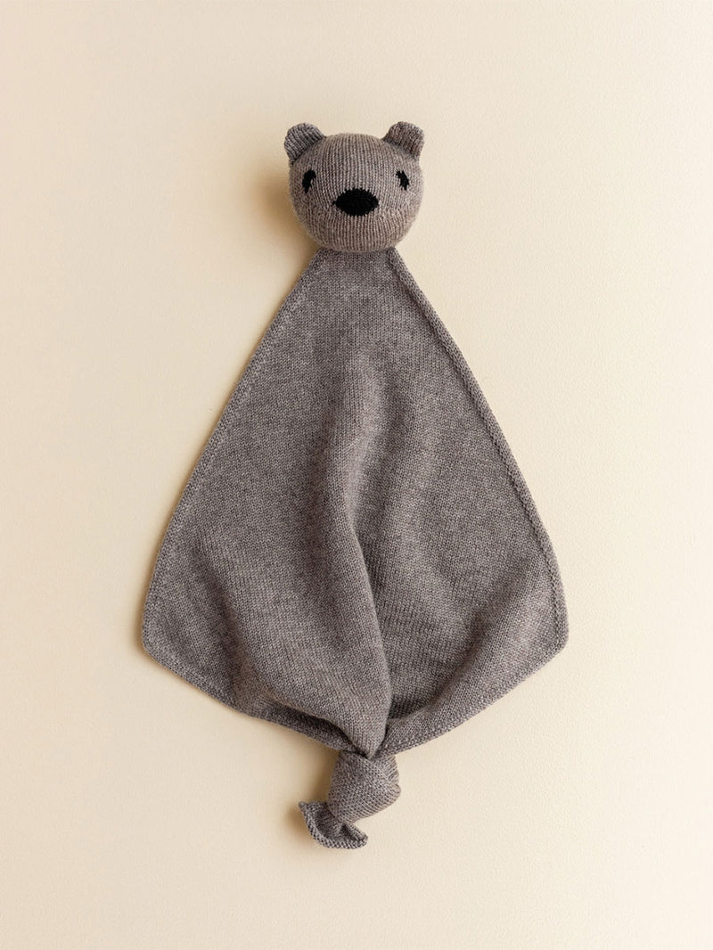 Nusseklud i merino uld fra Hvid Knitware - Otter