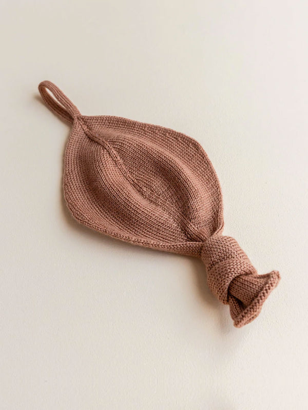 Suttesnor Hvid Knitware - Terracotta